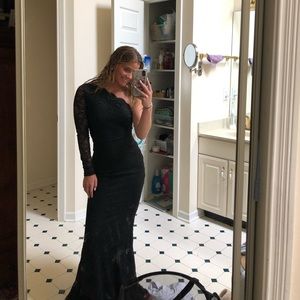 Prom dress!!! Never worn tags still on it